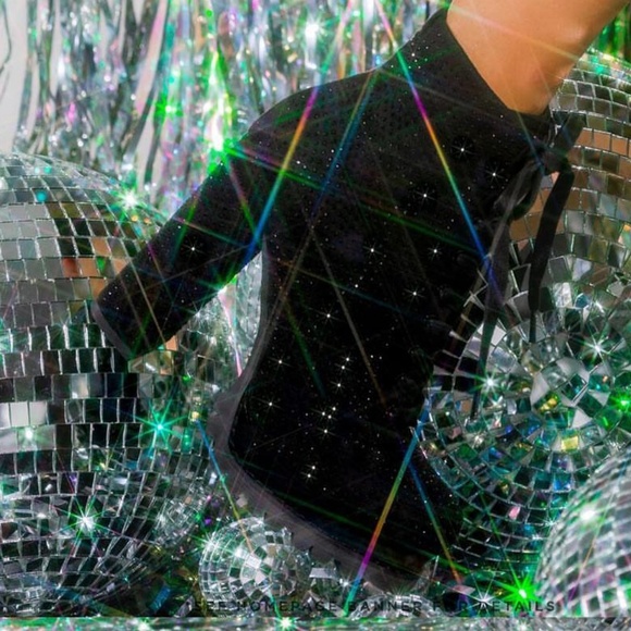 𝙇𝙖𝙨𝙩 𝙎𝙞𝙯𝙚 10 💎Rhinestone Embellished Boot - BLACK Boot - Picture 9 of 9